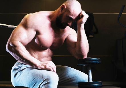 bodybuilder stressed