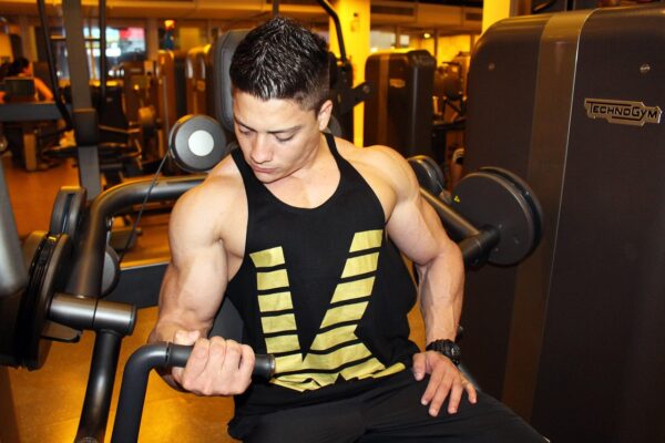 Natural Testosterone Boosters vs SARMs: Clinical Comparison of Efficacy and Safety